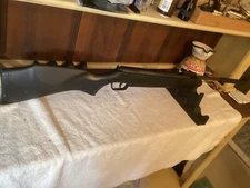 Stoeger Model X5, Black Synthetic Stock 4.5/.177 Cal. Break Barrel Air Rifle