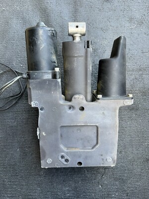 Mercury Optimax 250hp ProXS Power Trim Tilt Unit TESTED 8M0168222