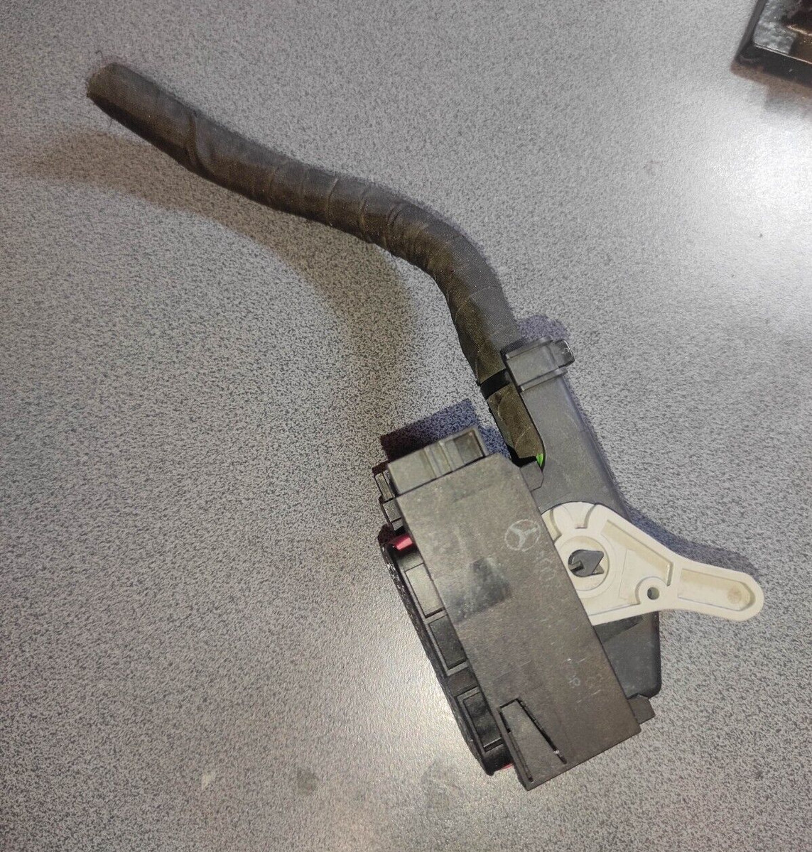 Mercedes Stecker A0005463881 mit Kabel ca.15 cm | eBay