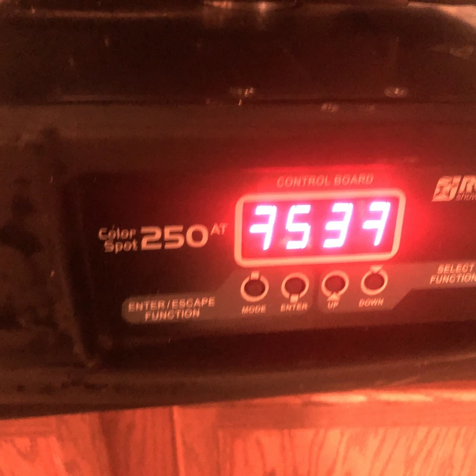 ROBE Colorspot 250 AT Rotating  Color Robotic Light 230V Type F Plug - AS-IS - Image 2 of 4