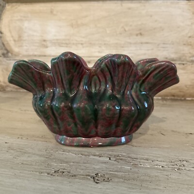 VTG Artistic California Pottery Vase Fushia & Green Mid-Century Modern Ruffle