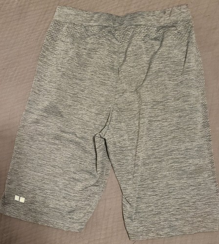 Kids Uniqlo Shorts 7-8, 9-10 - Picture 9 of 13
