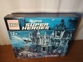 LEGO Set 10937 Super Heroes Batman Arkham Asylum Breakout Sealed DC modular MISB