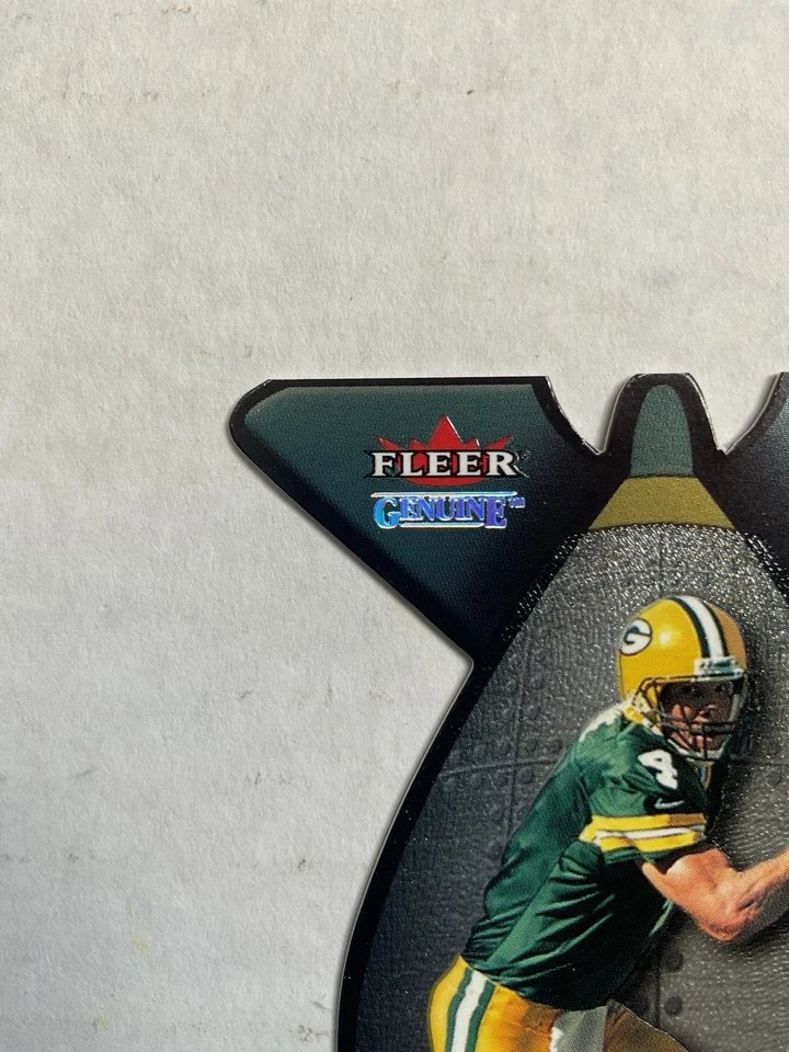 2001 Fleer Genuine Seek and Deploy Brett Favre #7SD - Image 3 of 4