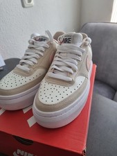 Nike Court Vision Sneaker Low Top EU 38 Beige...