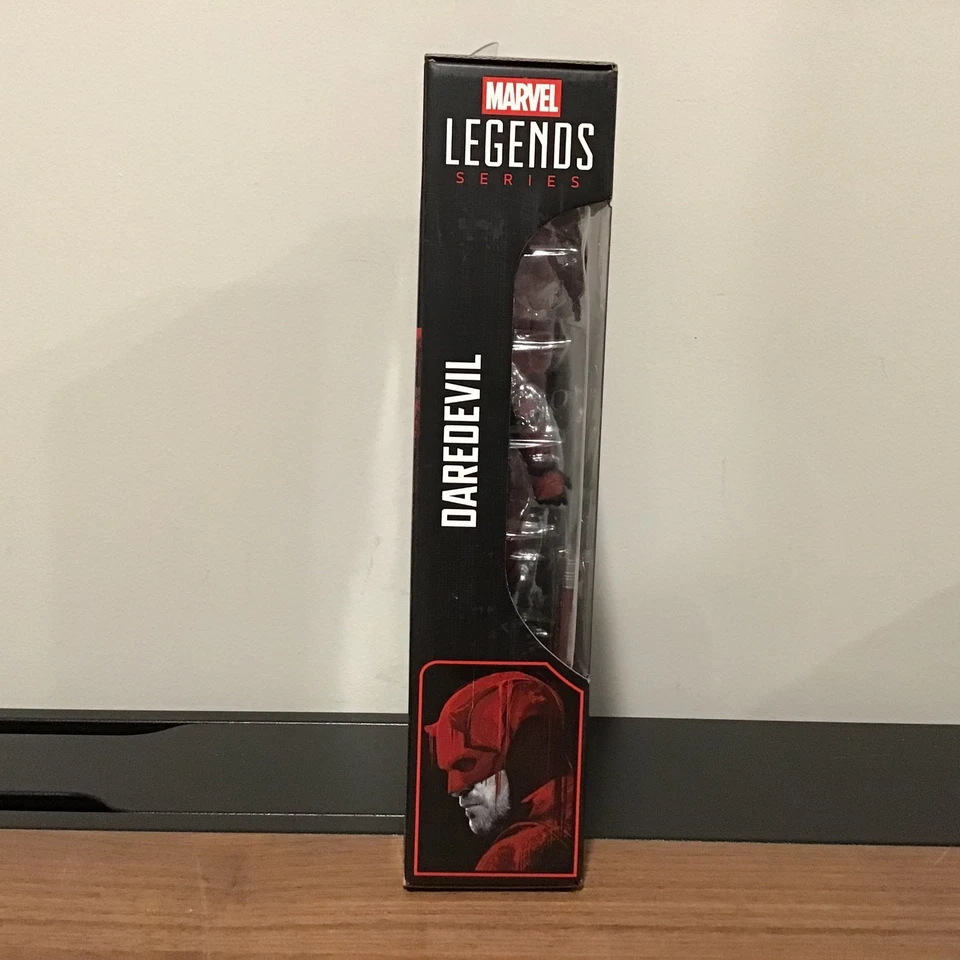 6-дюймовая экшн-фигурка Daredevil: Born Again из серии Marvel Legends - Изображение 2 из 4