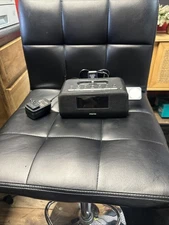 iHome Lighting Dock Aux-in Jack FM Radio Digital Alarm Clock (Black) IDL95 WORKS