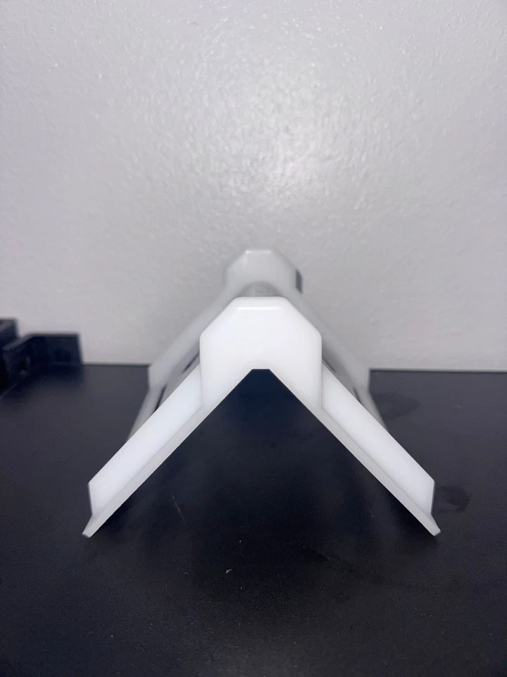 10 PIECE Corner Protectors For Cargo Equipment PLASTIC WHITE - VITAL CARGO - Image 3 of 4