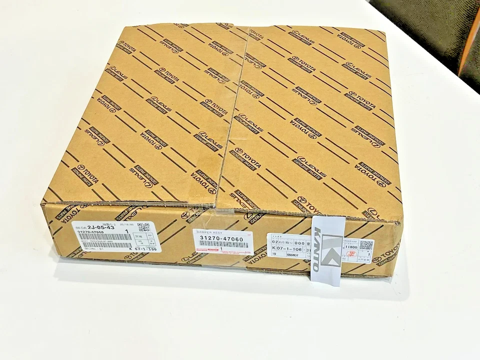 Conjunto de amortiguador de transmisión genuino Lexus 31270-47060 para Lexus CT200h 2011-17 Foto 2 de 4