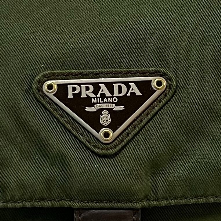 Picture 4 of 24