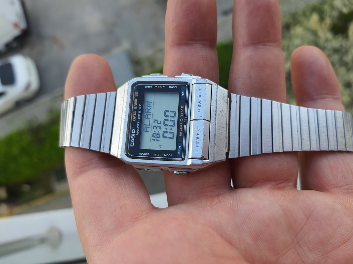 Casio DB-520 Module 675 Data Bank 50 Digital Vintage Men's Watch