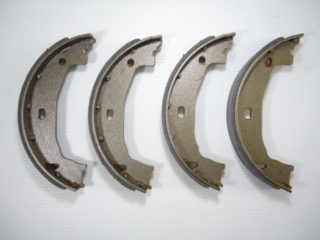 Mâchoire de frein 34416761291 arrière en acier pour frein de stationnement auto