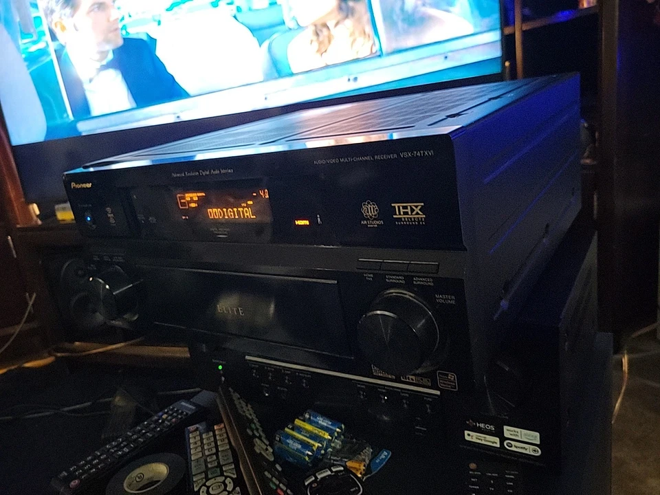 Pioneer Elite VSX-74TXVi THX Select2 AV 7.1 140 Watt Receiver - Image 2 of 4