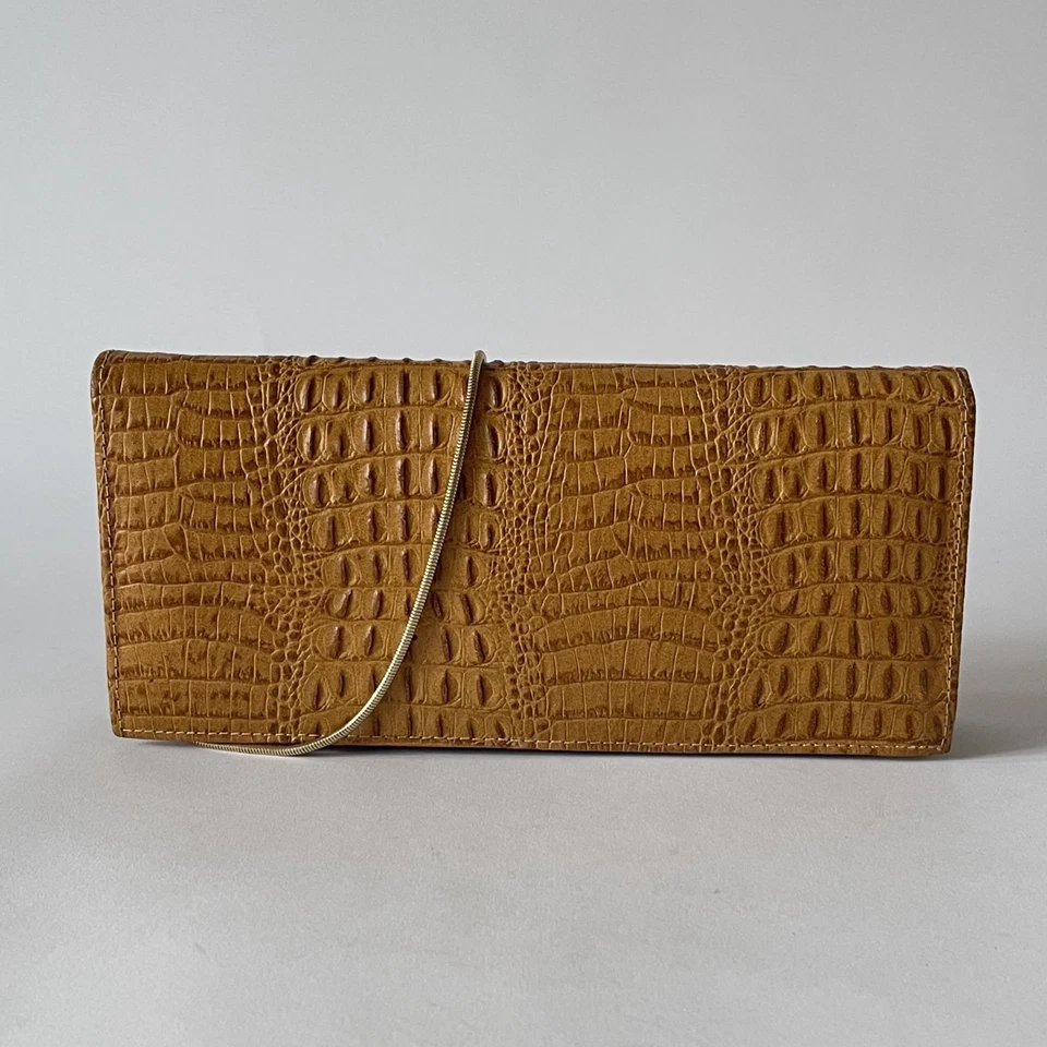 Сумка-клатч Pierre Cardin из крокодиловой тисненой кожи с цепочкой — желтовато-коричневая винтажная - Изображение 3 из 4