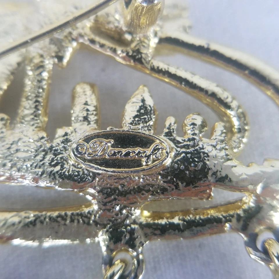 Broche Danecraft Vacaciones Crucero Barco Viaje Tema Avión Tono Dorado Cuelga Dijes Foto 3 de 4