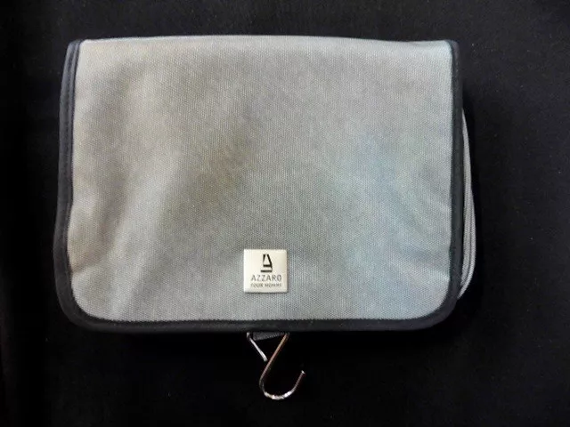 Pochette azzaro sales