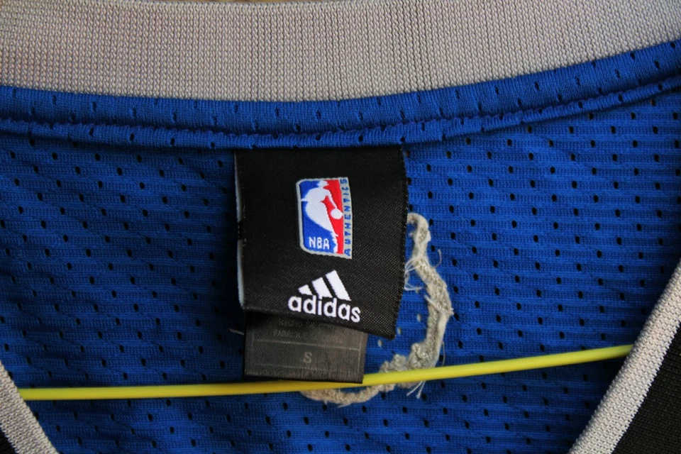 CAMISETA DE BALONCESTO NBA MINNESOTA TIMBERWOLVES CAMISETA ADIDAS LOVE #42 TALLA S ADULTO Foto 4 de 4