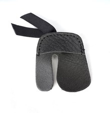 Archery Glove Black Leather Finger Guard for Traditional Recurve Bow