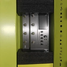 mooer ge300  Guitar Multi Effecter  New Open Box Item *Tested*