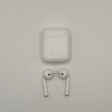 Apple Airpods 1st Gen With Lightning Case A1602 Working.
