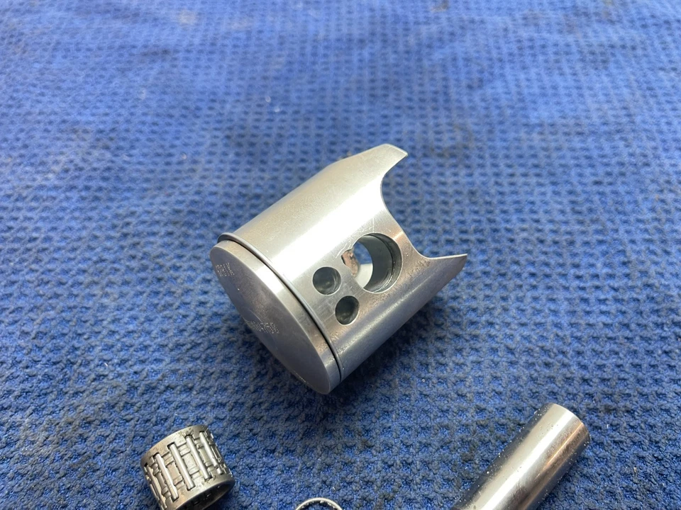 Honda CR85R 2006 kit de pistón Wisco kit de extremo superior Honda kit de pistón CR85 2006 CR85 Foto 3 de 4