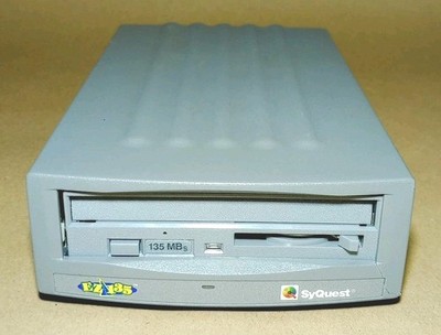 SyQuest External EZ Drive 135MB w/SCSI Ports Untested 