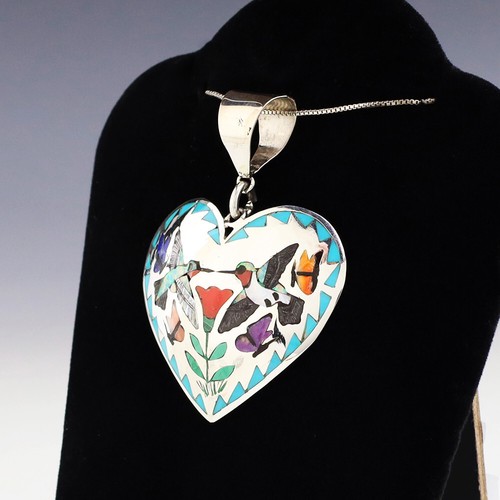 NATIVE AMERICAN ZUNI INLAY HUMMINGBIRD HEART PENDANT BY QUINTIN QUAM - Picture 4 of 5