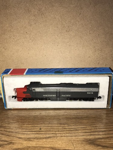 Locomotora diésel Con-Cor N Gauge 2301-G Southern Pacific F-3 | Zustand: New