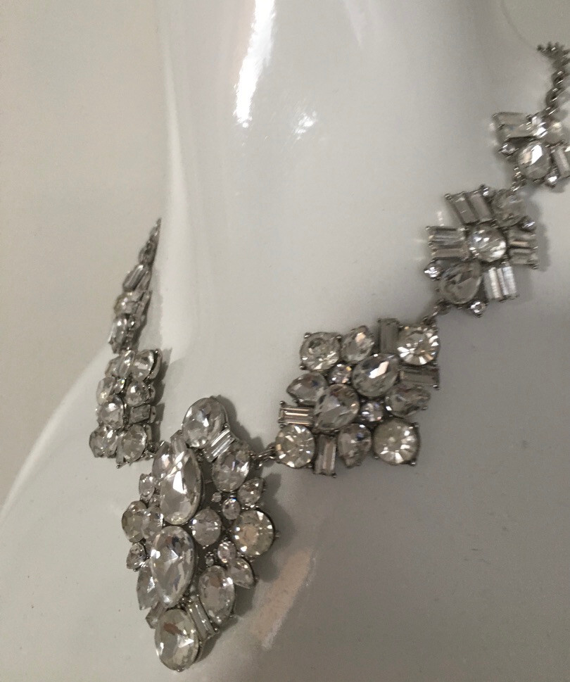 Sparkling Rhinestone Statement Necklace - image 9