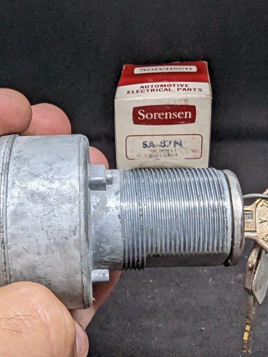 【mi-sk】 NORS 1966 1967 PONTIAC GTO TEMPEST IGNITION SWITCH LOCK