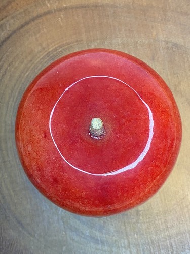Neu geschnitzter Briefbeschwerer Alabaster ROTER APFEL mit Holzstiel 2,5" Obstdekor Mexiko. - Bild 3 von 8