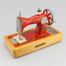 Macchina da cucire giocattolo USSR vintage 70-80 NUOVA, da collezione!