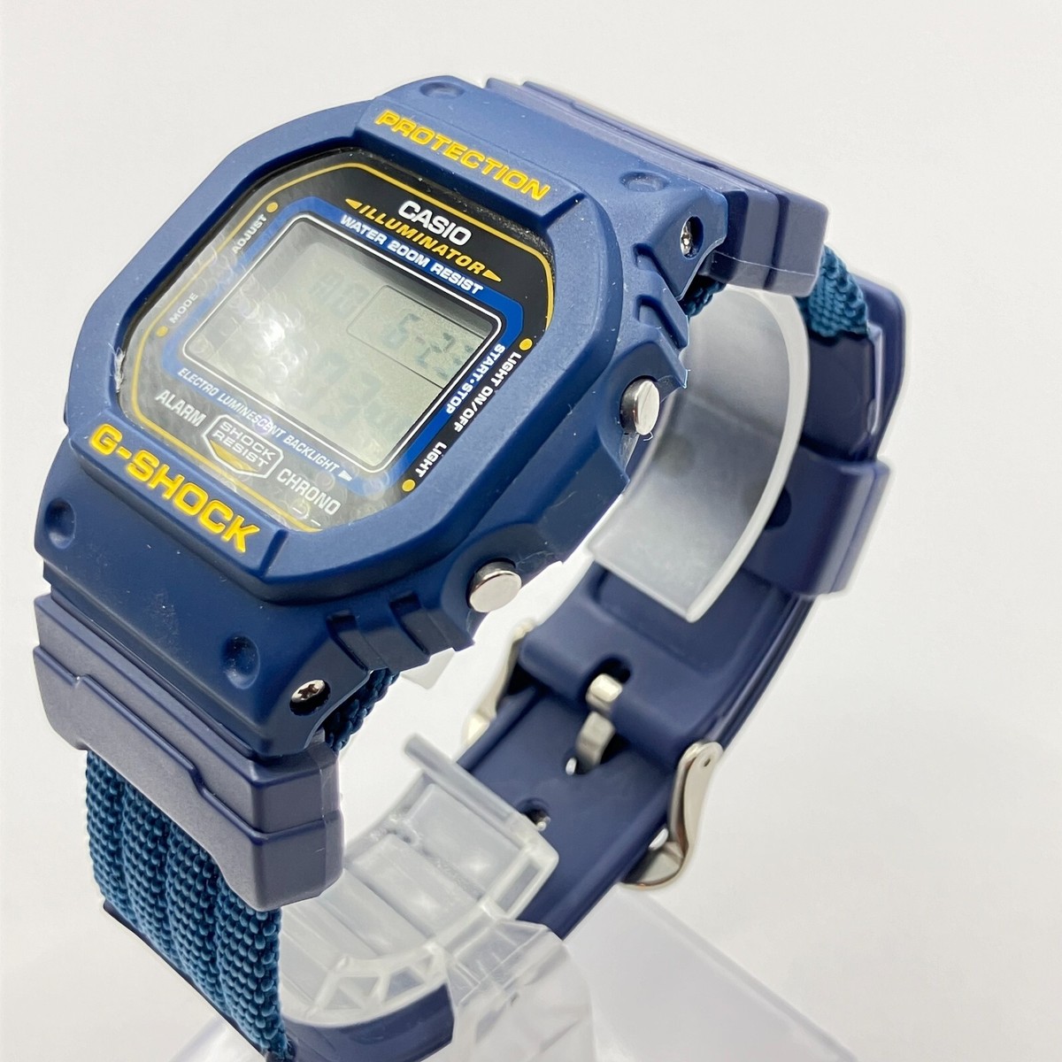 【新品未使用】CASIO G-SHOCK デジタル腕時計 DW5600EB2V Rare CASIO G-SHOCK DW-5600EB-2V Blue Digital Watch 200M Waterproof