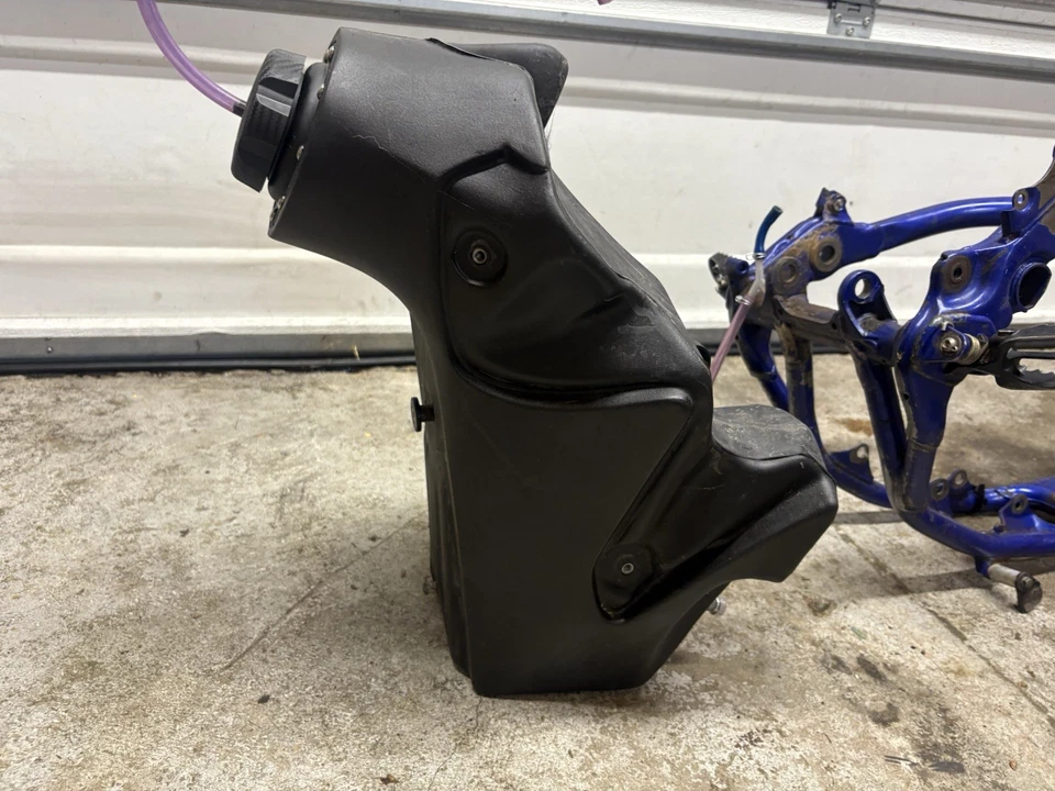 Acerbis - 2211560001 - 油箱,黑色 - 3.2 加仑 — 第 2/4 张图片