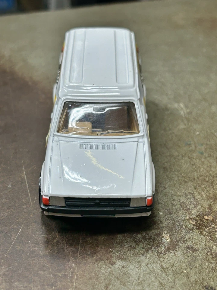 CORGI TOYS DUNLOP FORD ESCORT 55 MK3 VAN MODEL 503 1:36 NM/Mint Ttvs - Image 2 of 4