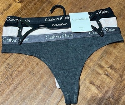 NWT Calvin Klein Thongs  MEDIUM  QP2350X-903 Retail$40