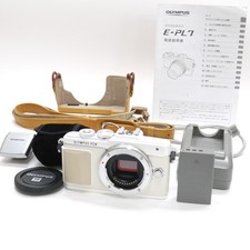  NEAR MINT OLYMPUS PEN Lite E-PL7 Mirrorless Digital Camera Body Only - TESTED