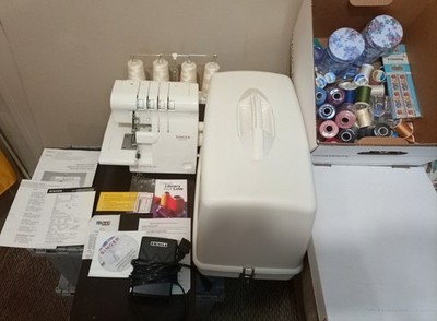 Singer 14SH654, 4 Thread Overclock Machine w/ Differential Feed With Original...