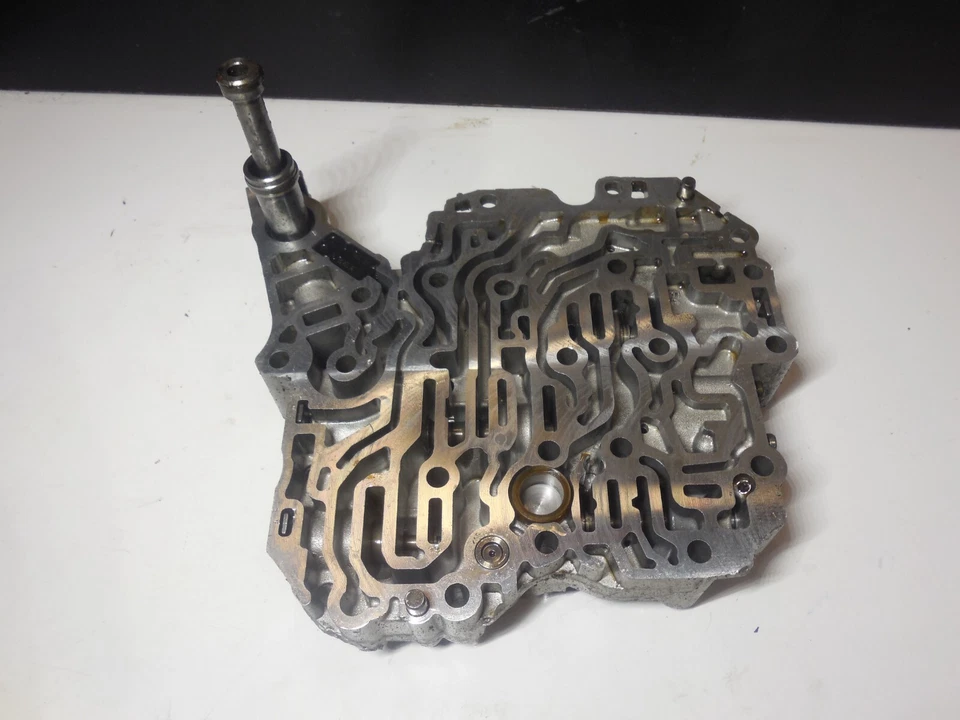 2007 Audi A6 A4 4f C6 caixa de câmbio transmissão corpo da válvula solenóide G2B7 009 03 - Imagem 3 de 4