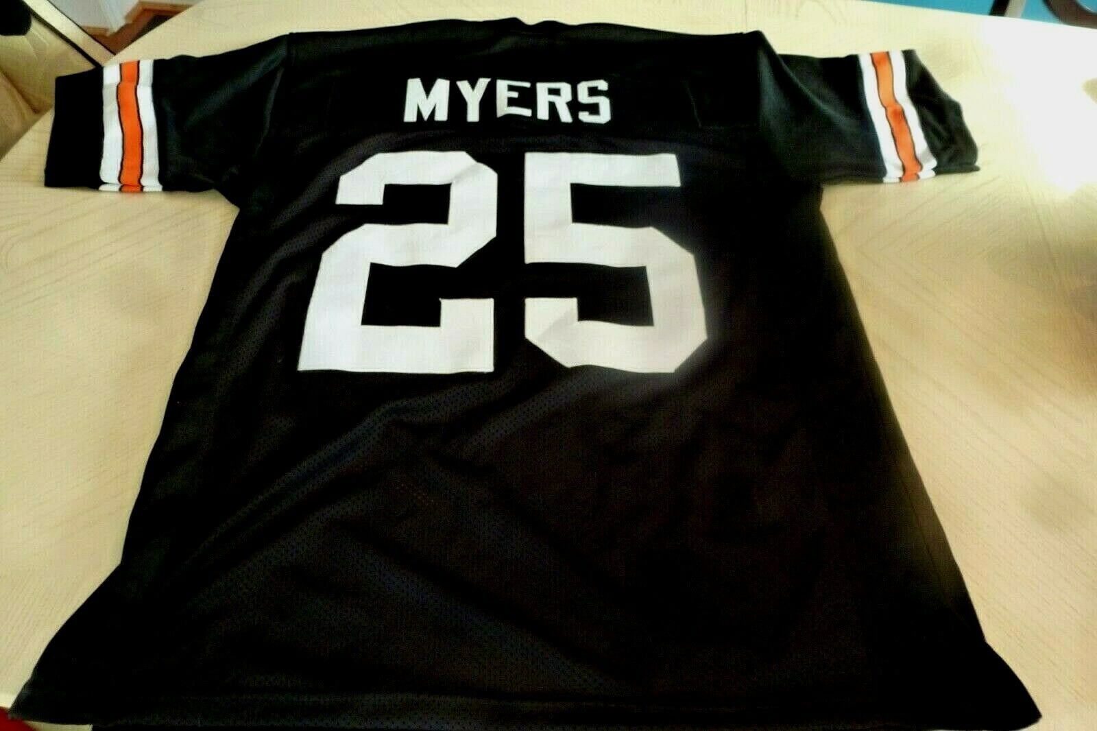 Picture 1 of 2