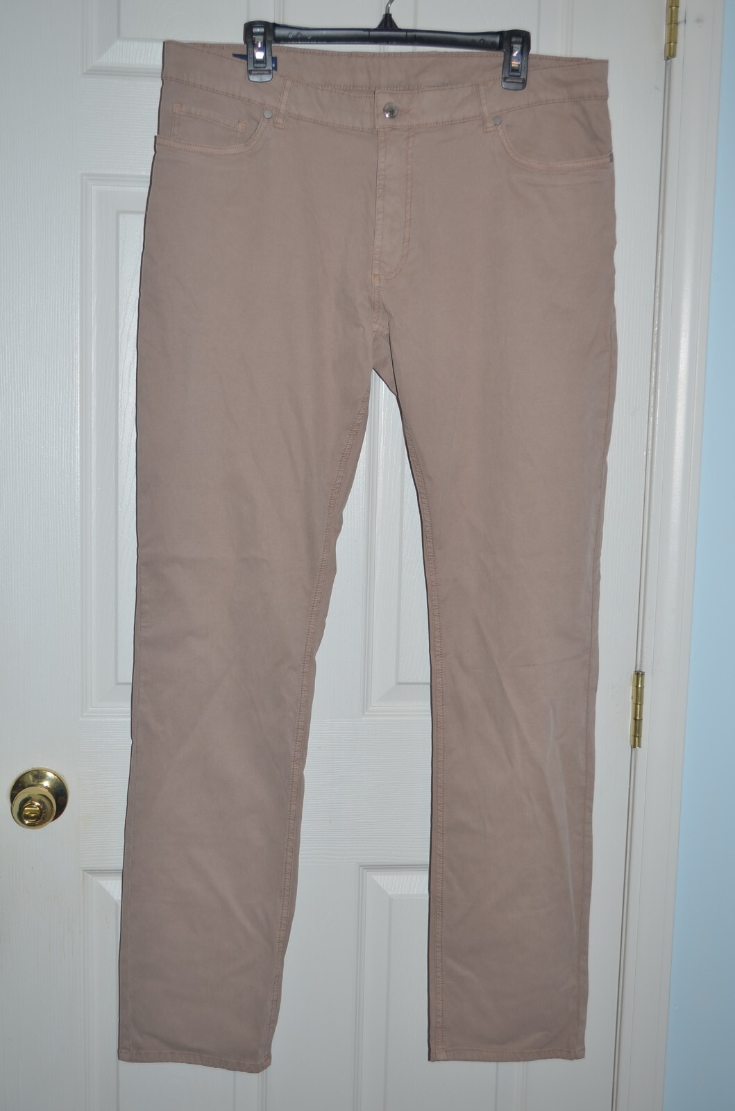 Picture 1 of 6