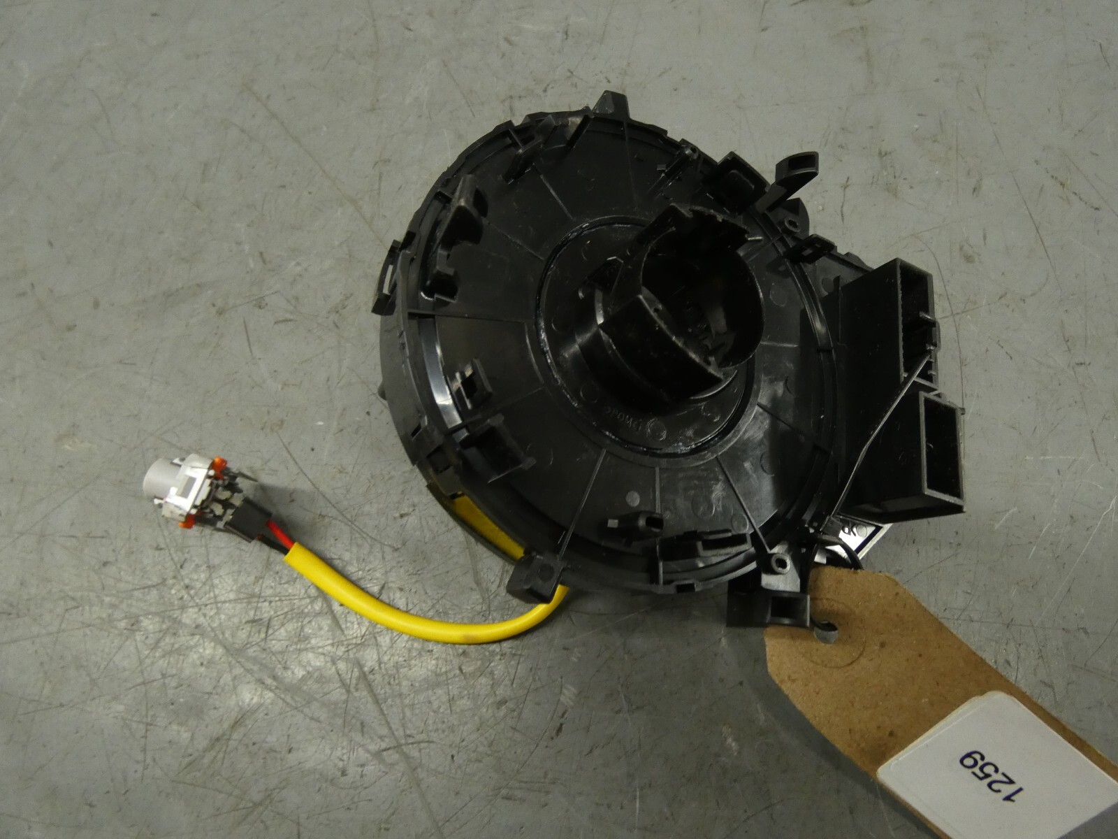 Kia Ceed Drivers Steering Wheel Airbag Squib 5dr 1.6CRDI 2019 93490