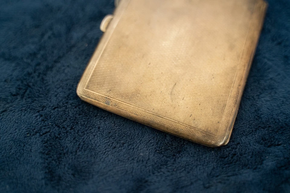 Estuche de cigarrillos de plata esterlina Birmingham 1912 Anchor Lion M M & C Co antiguo Foto 3 de 4