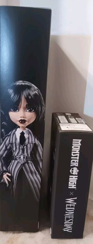Mattel Creations Monster High Wednesday Addams Doll &Paint It Black Fashion Pack - Picture 17 of 24