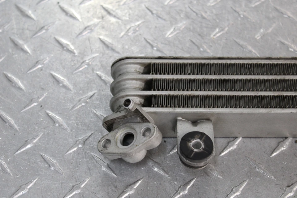 1986 HONDA INTERCEPTOR 750 VFR750F ENGINE MOTOR OIL COOLER DAMAGE - Image 3 of 4