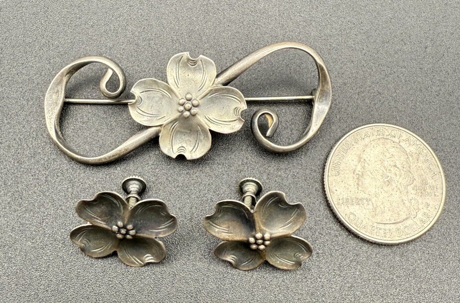 Vintage Stuart Nye Sterling Silver Dogwood Pin Brooch Screw