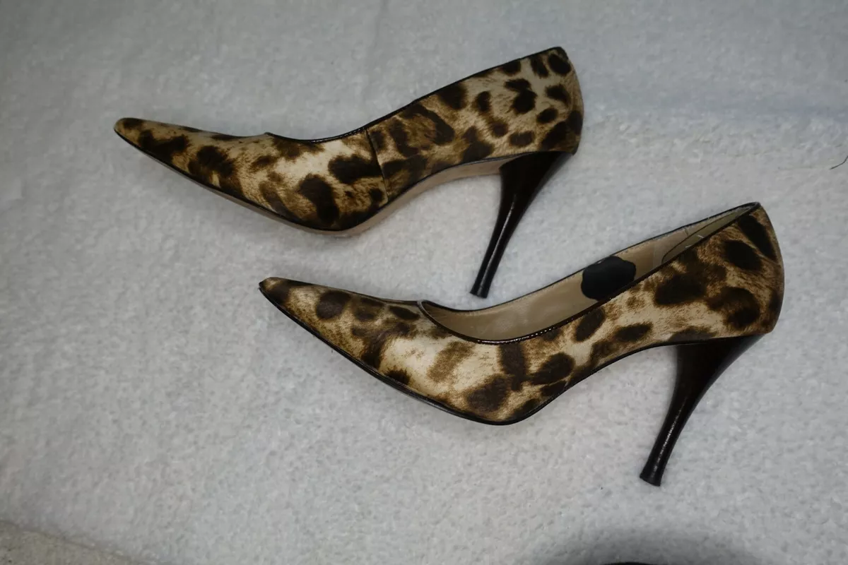 Michael kors leopard sales print pumps