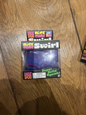 NeeDoh lila schöner Würfel Wirbel UK Verkäufer Versand am selben Tag Original   