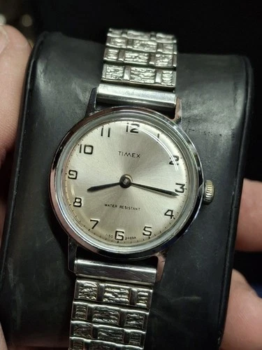 Timex Sprite 1969 Silver Tone Mens Vintage 1960s Mechanical Handwind Retro Watch