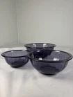 Set of 3 Vintage Pyrex Purple Amethyst Glass Nesting Mixing Bowls 322 323 325